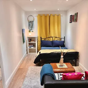  Homestay Liffey Valley Homestay Ireland