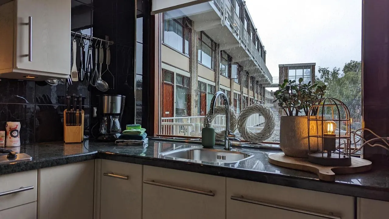 Crash'Nstay - Maison Du Ville Rotterdam